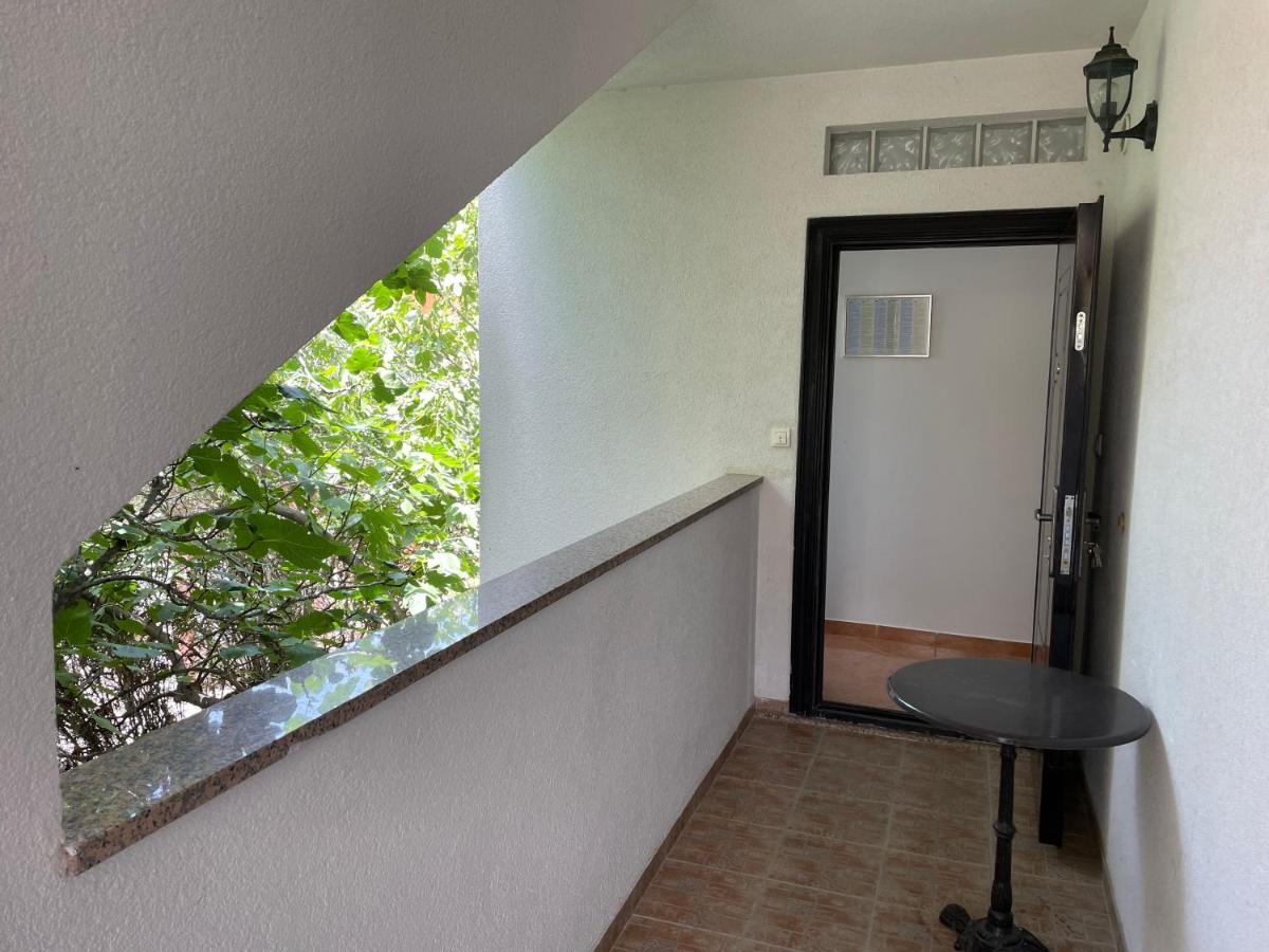Apartment Jakasa Trogir Exteriör bild