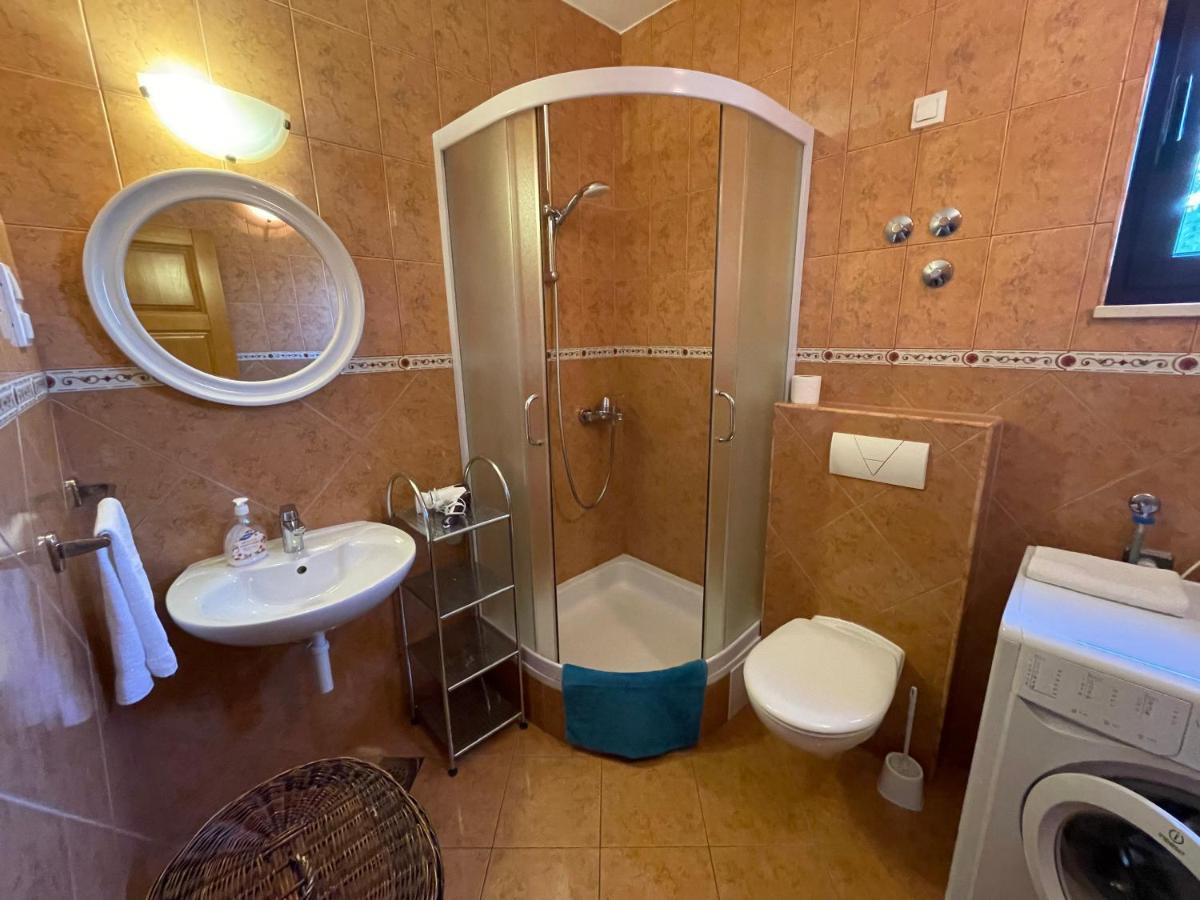 Apartment Jakasa Trogir Exteriör bild