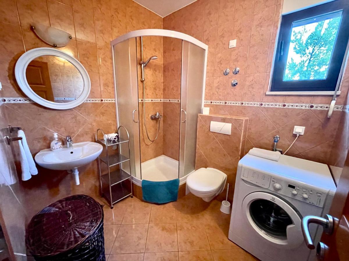 Apartment Jakasa Trogir Exteriör bild