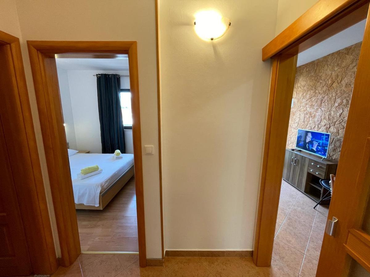Apartment Jakasa Trogir Exteriör bild