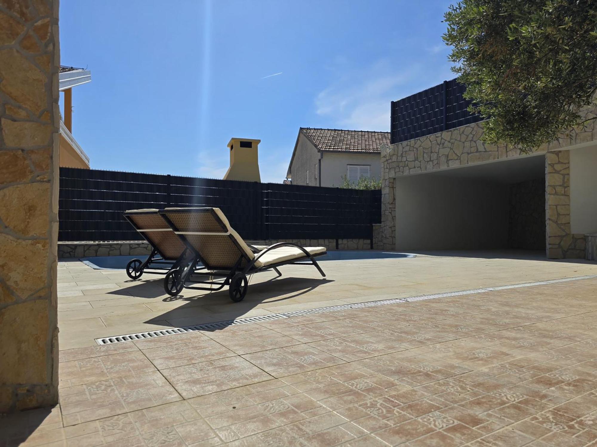 Apartment Jakasa Trogir Exteriör bild