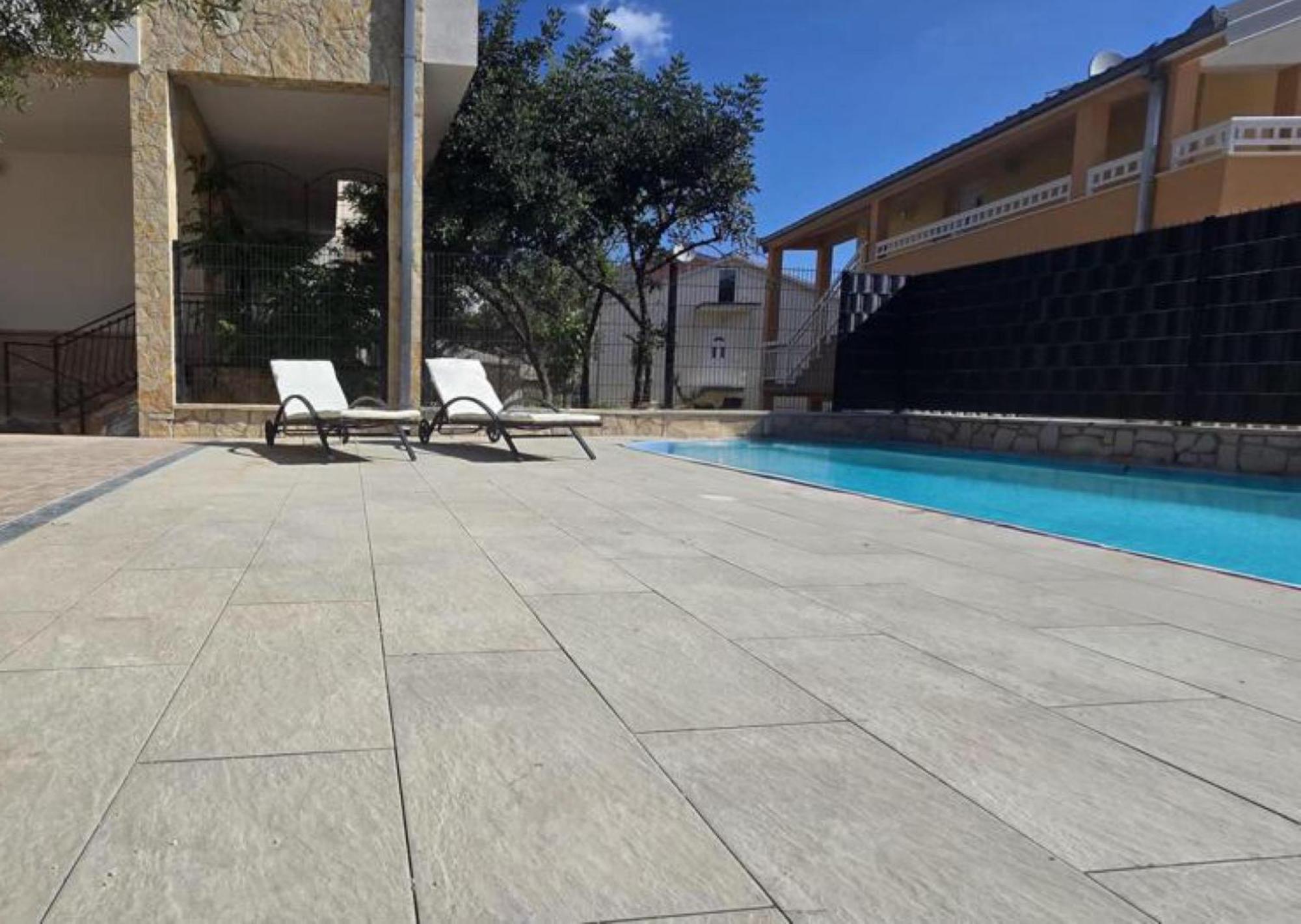 Apartment Jakasa Trogir Exteriör bild