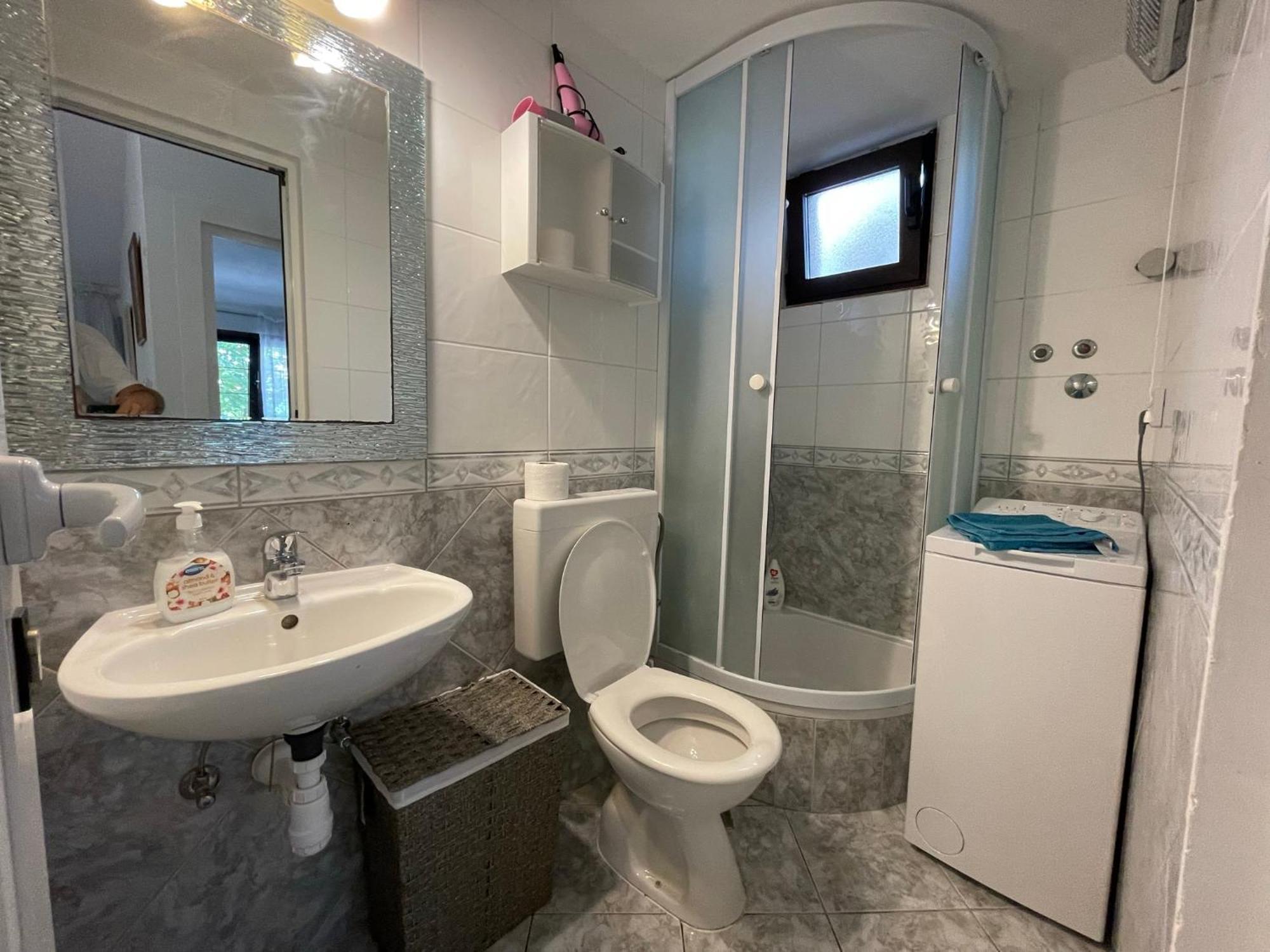 Apartment Jakasa Trogir Exteriör bild