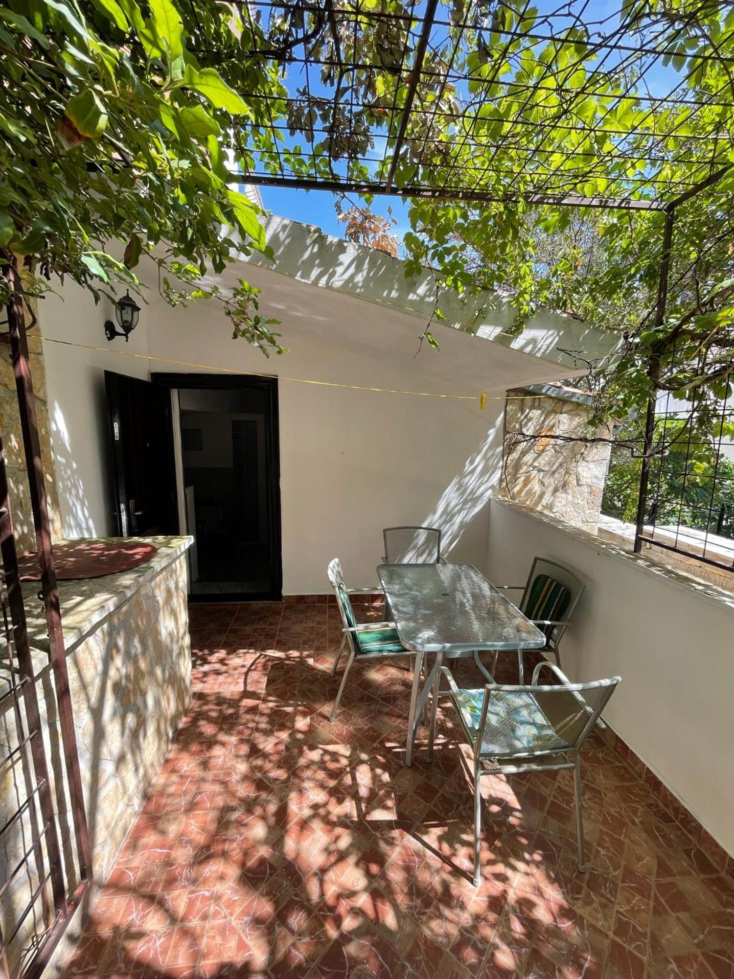 Apartment Jakasa Trogir Exteriör bild